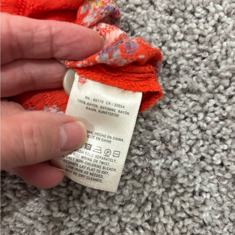 Maeve by Anthropologie Hansley Coral Floral Blouse - Picture 4 of 4